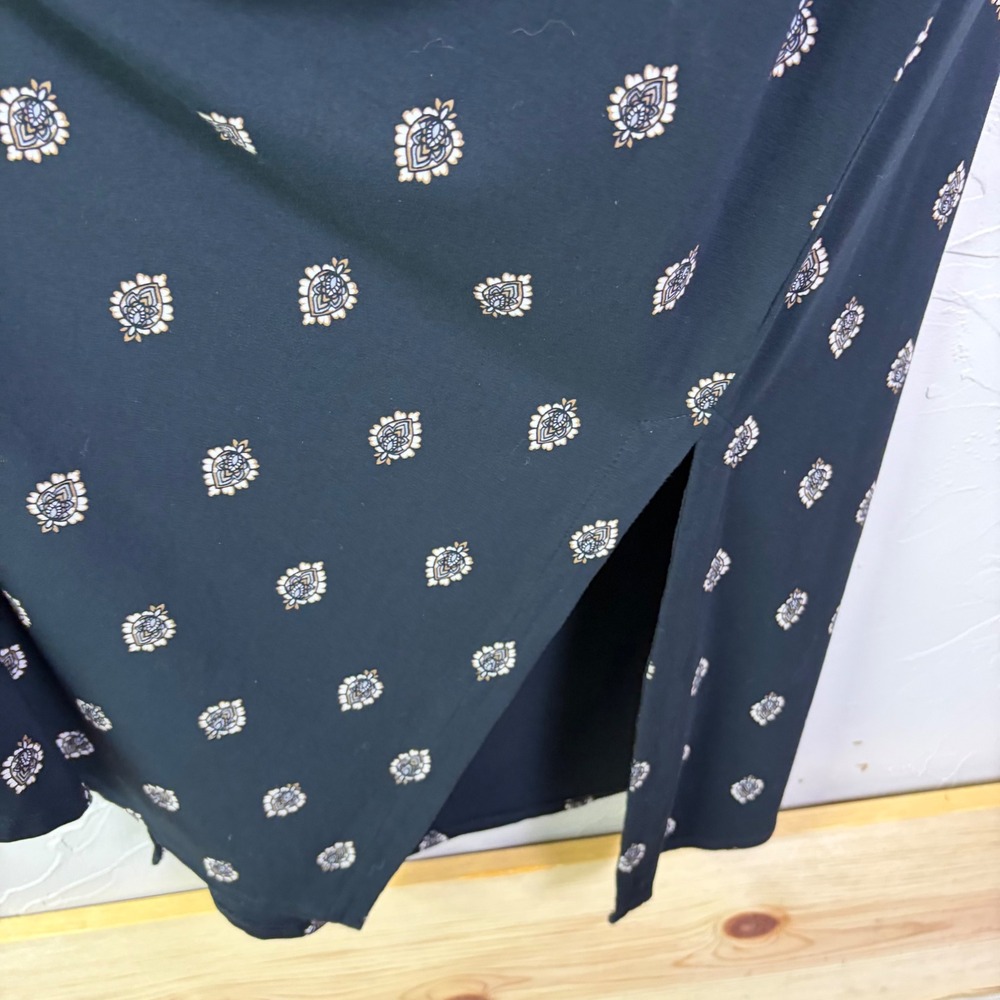 J Jill Wearever Collection
Black Sleeveless Maxi Dress
Medium Vacation Stretch - Picture 7 of 12